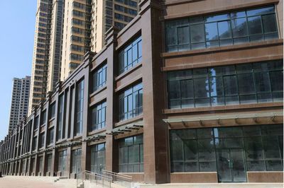 外墙保温装饰一体板如何选择？建筑装饰装修工程指南